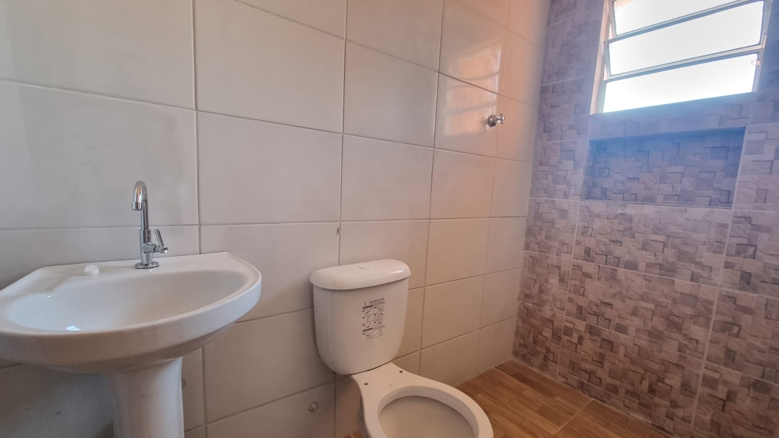 Imagem Casa com 2 Quartos à Venda, 54 m²em  JARDIM LINDOMAR - Itanhaém