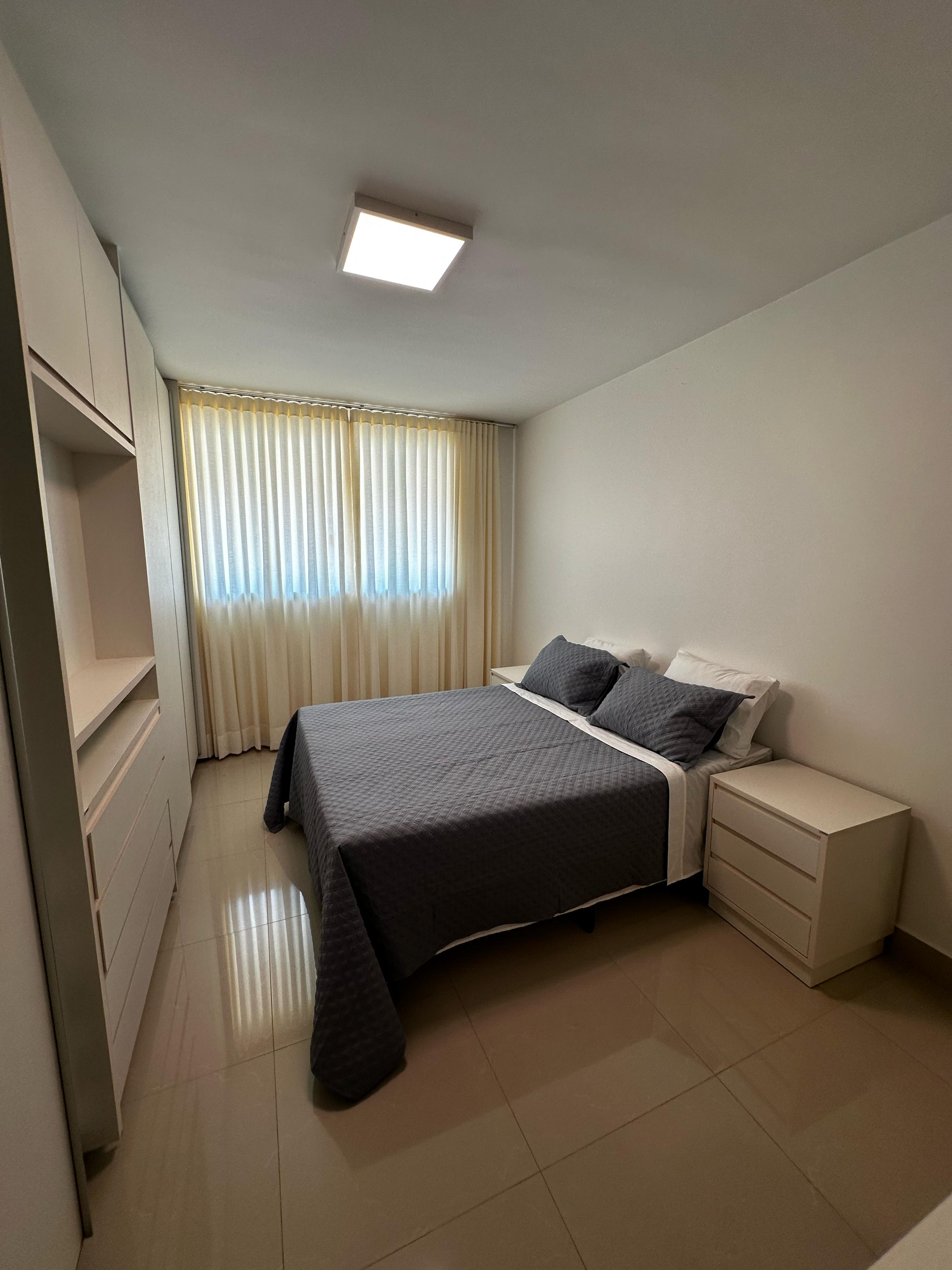 Imagem Sobrado com 3 Quartos à Venda, 161 m²em Sítios Santa Luzia - Aparecida de Goiânia