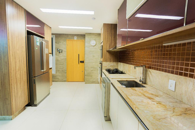 Imagem Apartamento com 4 Quartos à Venda, 208 m² em Tirol - Natal