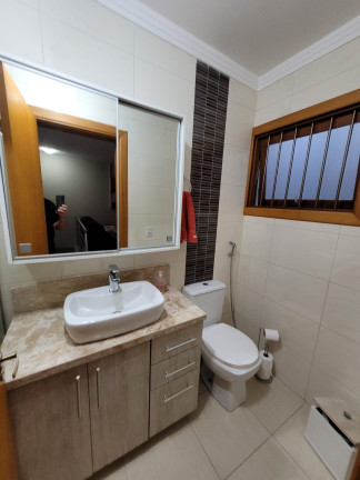 Imagem Sobrado com 3 Quartos à Venda, 220 m² em Jardim América - São Leopoldo Imagem Sobrado com 3 Quartos à Venda, 220 m² em Jardim América - São Leopoldo