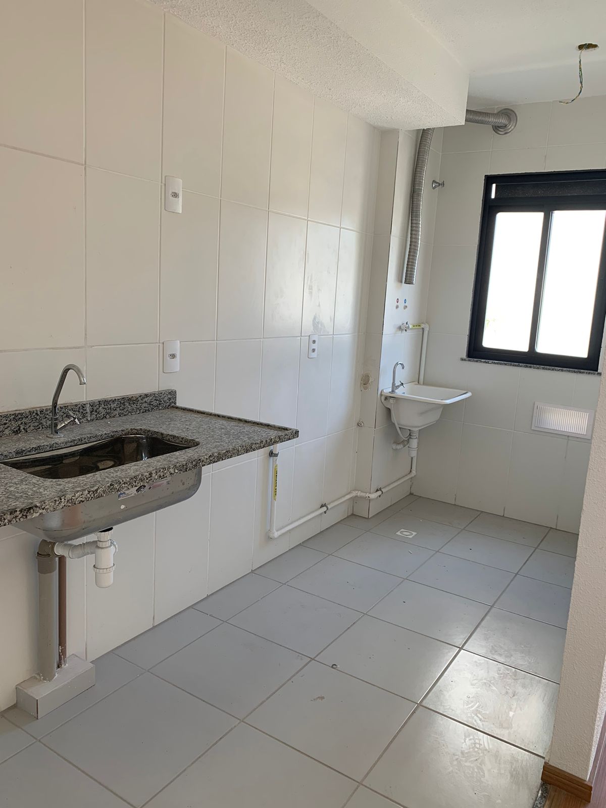 Imagem Apartamento com 2 Quartos à Venda, 44 m²em Vargem Grande - Rio de Janeiro Imagem Apartamento com 2 Quartos à Venda, 44 m²em Vargem Grande - Rio de Janeiro