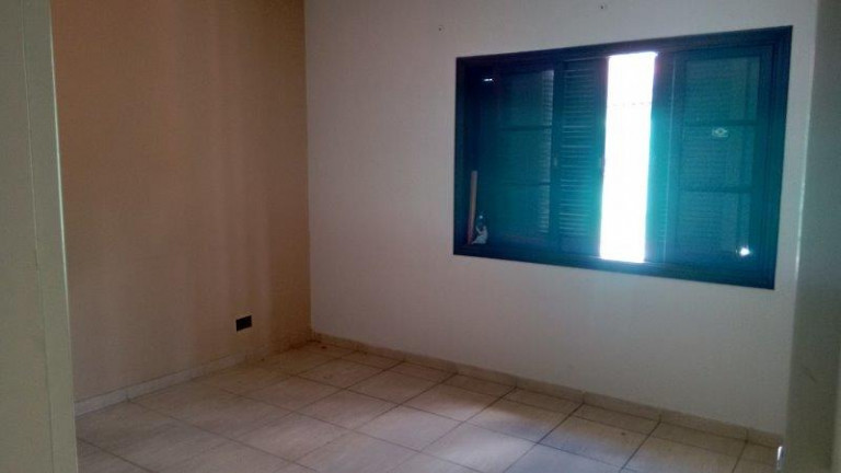 Imagem Sobrado com 3 Quartos à Venda, 298 m² em Jardim Munhoz - Guarulhos Imagem Sobrado com 3 Quartos à Venda, 298 m² em Jardim Munhoz - Guarulhos
