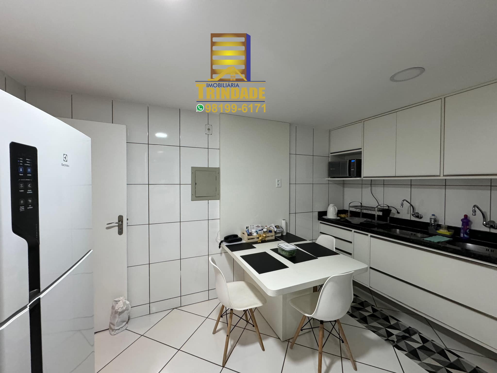 Imagem Apartamento com 5 Quartos à Venda, 180 m²em Calhau - São Luís Imagem Apartamento com 5 Quartos à Venda, 180 m²em Calhau - São Luís