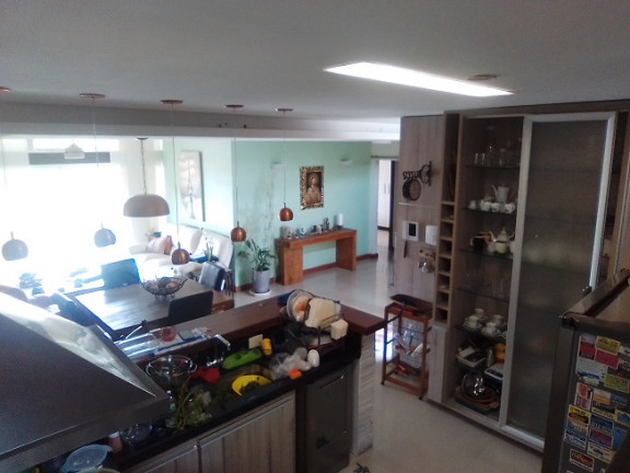 Imagem Casa com 4 Quartos à Venda, 260 m² em Badu - Niterói Imagem Casa com 4 Quartos à Venda, 260 m² em Badu - Niterói