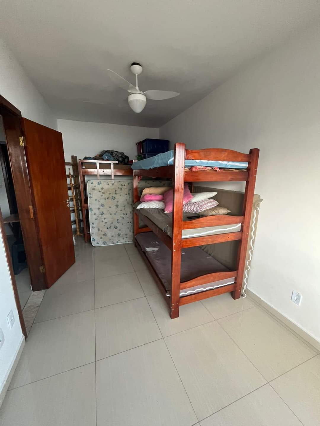 Imagem Cobertura com 1 Quarto à Venda, 84 m² em Maracanã - Praia Grande
