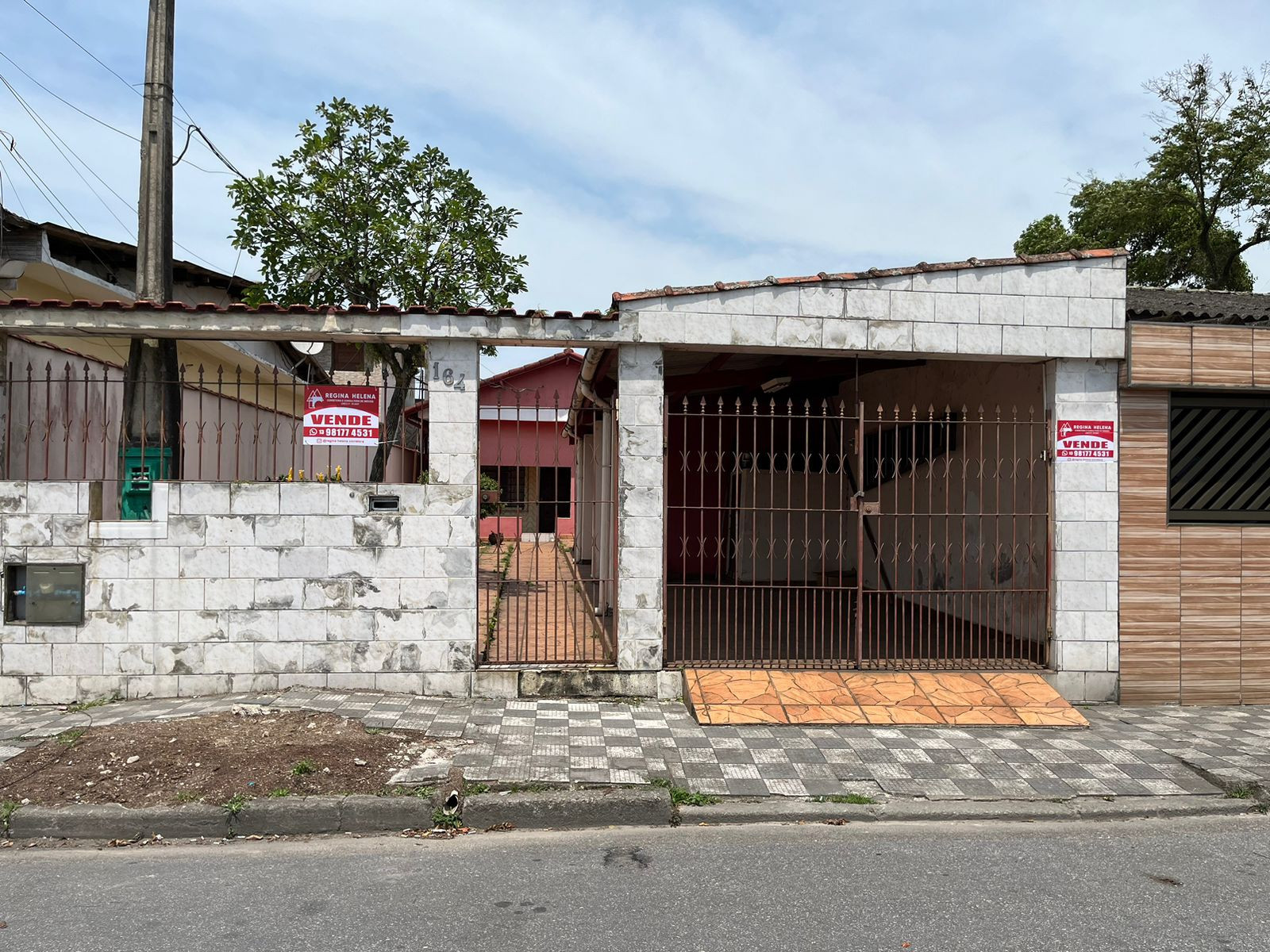 Terreno à Venda, 235 m² em Parque Fernando Jorge - Cubatão