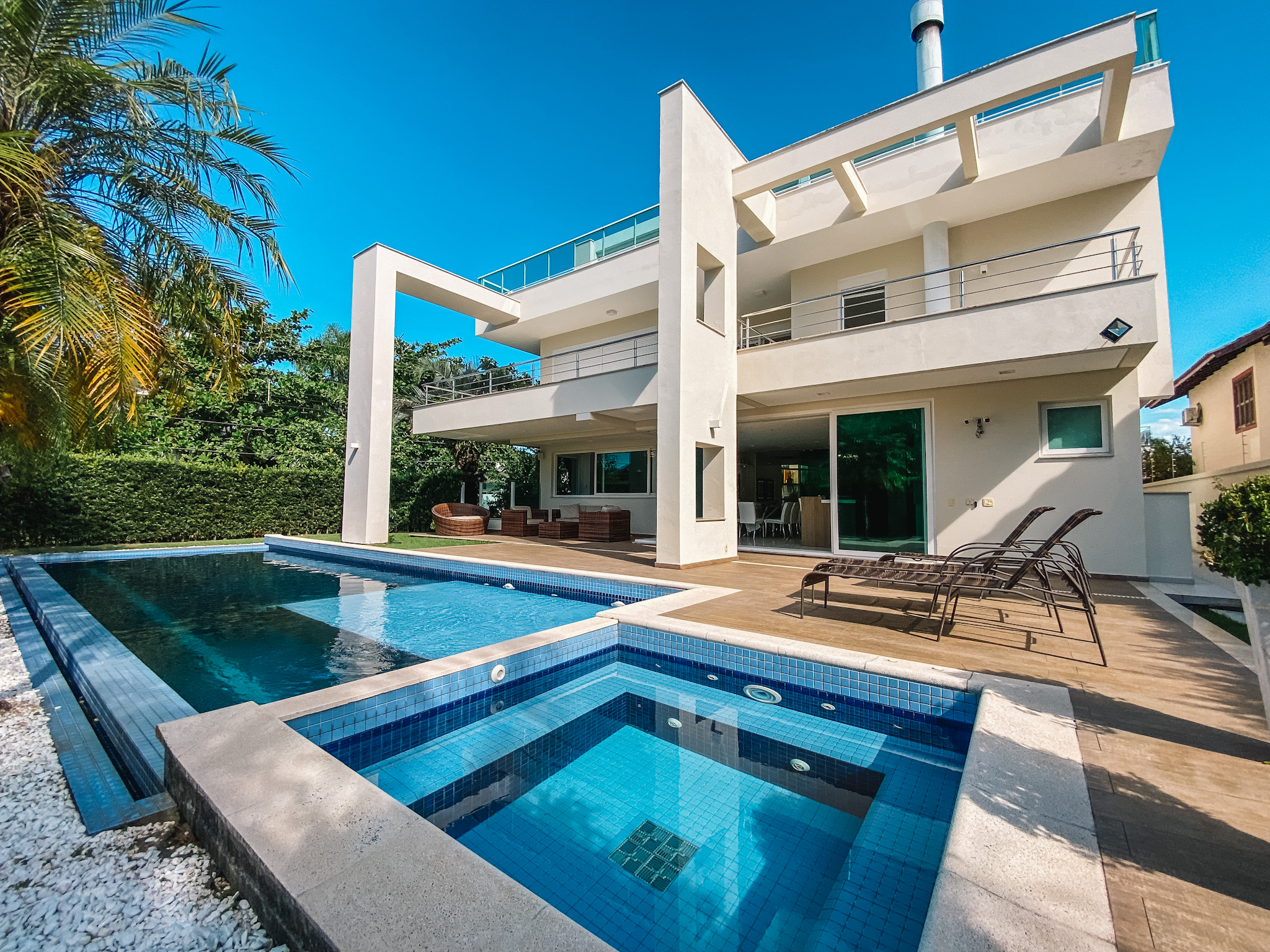 Imagem Casa com 6 Quartos à Venda, 1.000 m² em Jurerê Internacional - Florianópolis