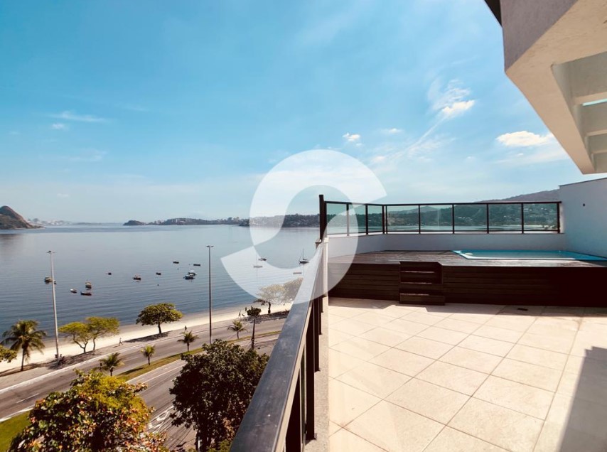 Cobertura com 4 Quartos à Venda, 239 m² em Charitas - Niterói