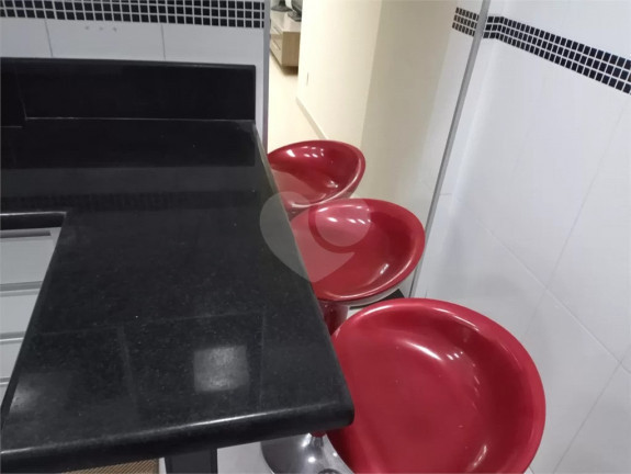 Imagem Apartamento com 2 Quartos à Venda, 69 m² em José Menino - Santos