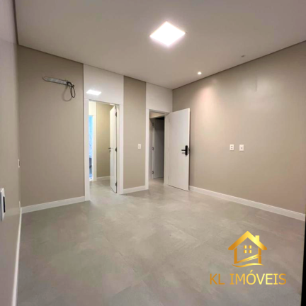 Imagem Casa de Condomínio com 1 Quarto à Venda, 246 m²em Novo Aleixo - Manaus Imagem Casa de Condomínio com 1 Quarto à Venda, 246 m²em Novo Aleixo - Manaus