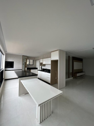 Imagem Apartamento com 3 Quartos à Venda, 17.654 m² em Balneário Perequê - Porto Belo Imagem Apartamento com 3 Quartos à Venda, 17.654 m² em Balneário Perequê - Porto Belo
