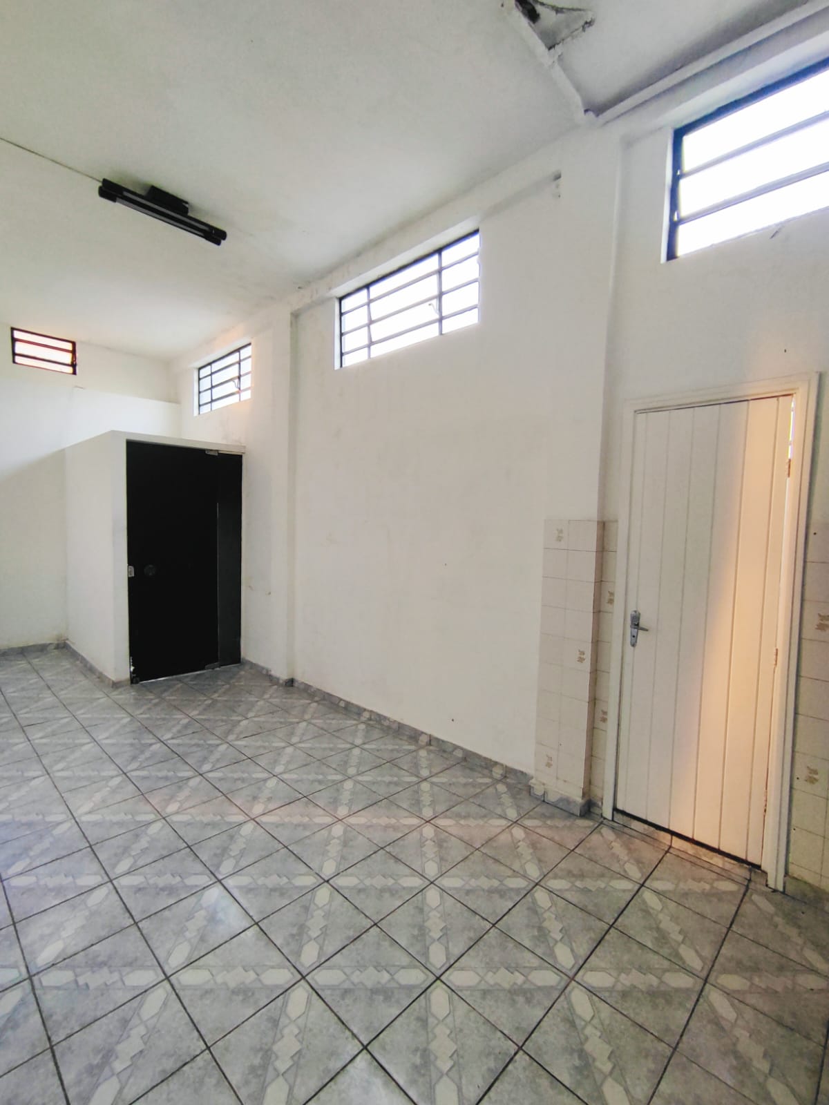 Imagem Imóvel Comercial à Venda ou Locação, 230 m² em Vila Municipal - Jundiaí Imagem Imóvel Comercial à Venda ou Locação, 230 m² em Vila Municipal - Jundiaí
