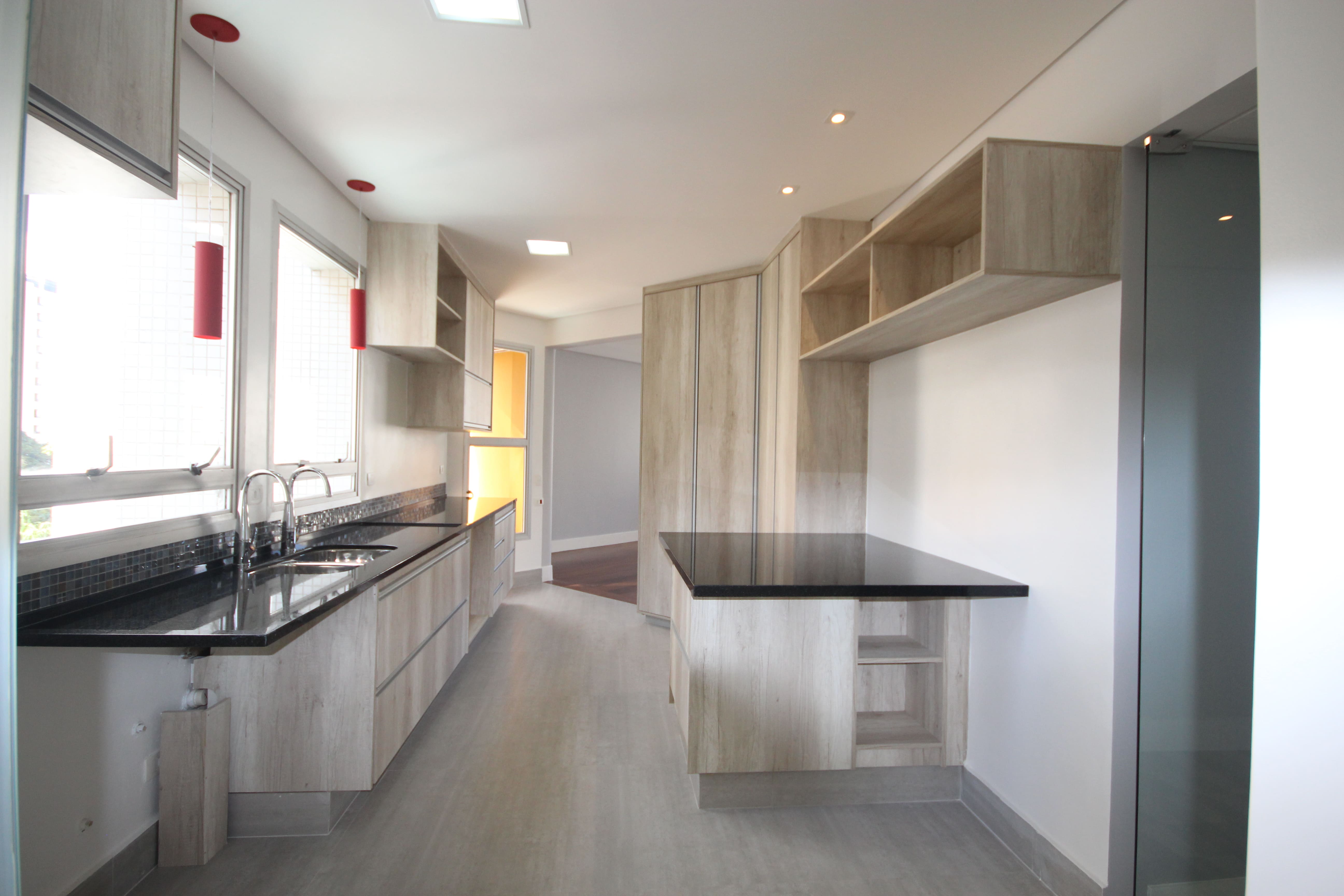Imagem Apartamento com 3 Quartos à Venda, 245 m²em Vila Uberabinha - São Paulo