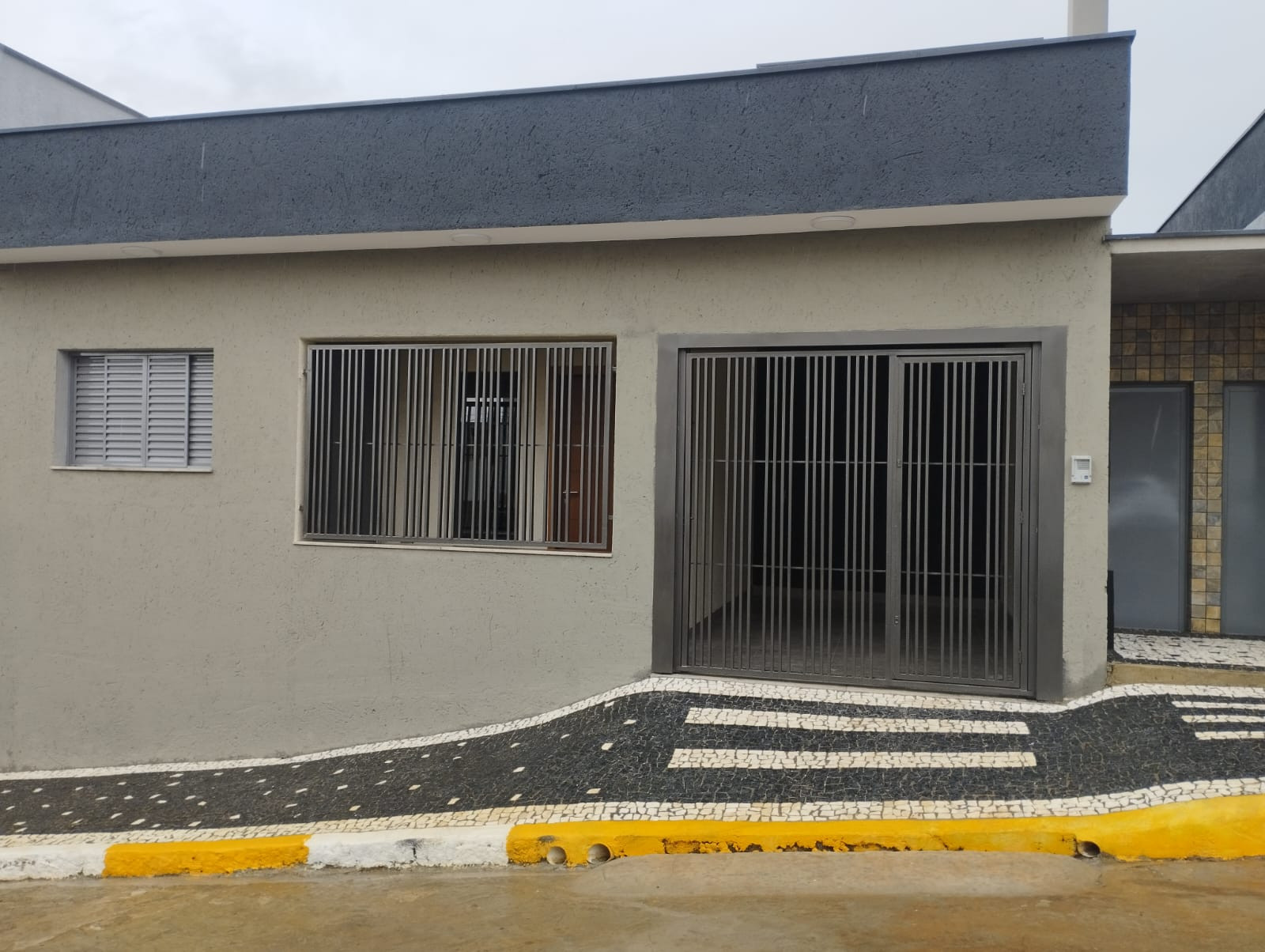 Casa com 2 Quartos para Alugar, 50 m² em Centro - Rio das Pedras
