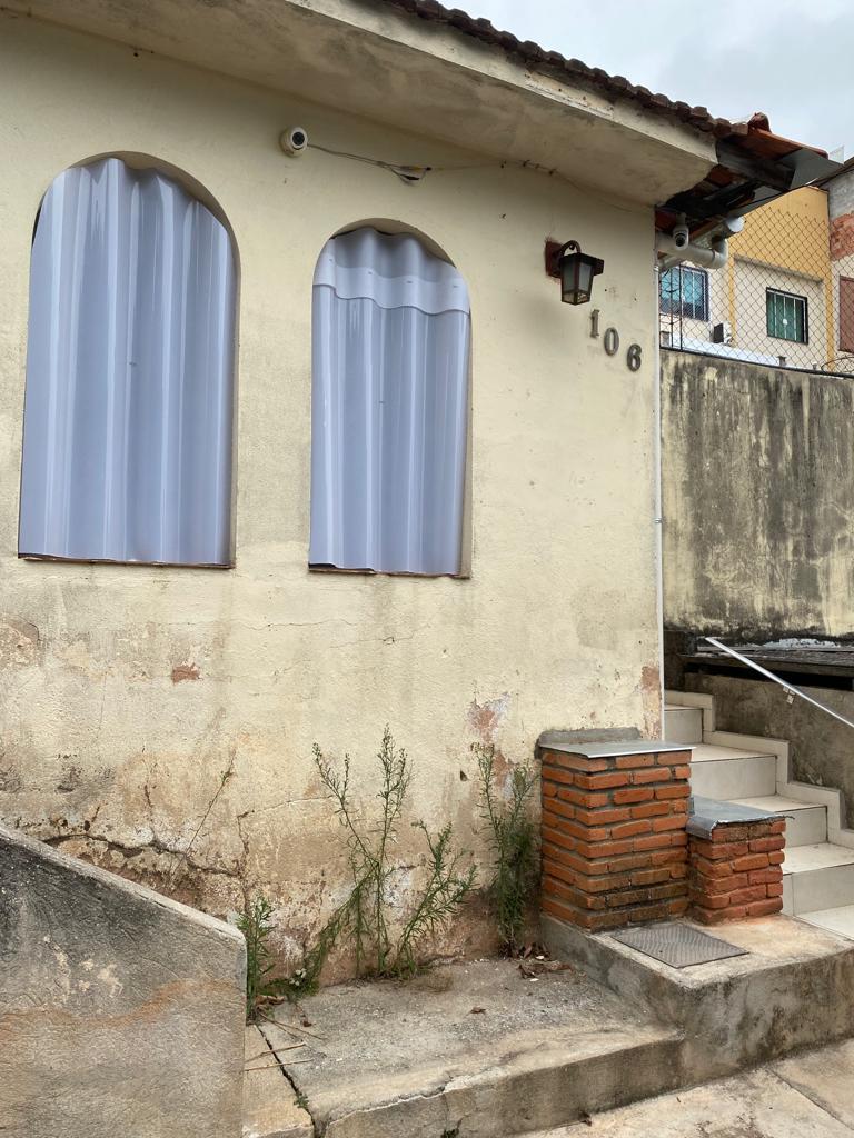 Imagem Casa com 2 Quartos à Venda, 110 m²em Vila Nhocune - São Paulo