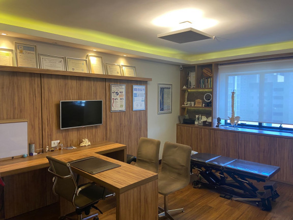 Imagem Sala Comercial à Venda ou Locação, 104 m²em Itaim Bibi - São Paulo Imagem Sala Comercial à Venda ou Locação, 104 m²em Itaim Bibi - São Paulo