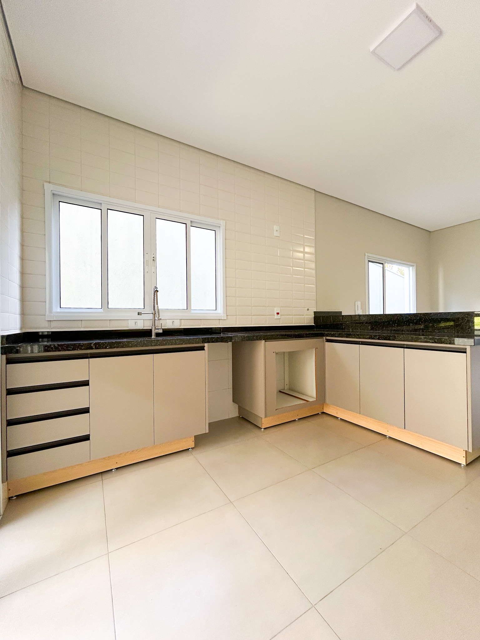 Imagem Casa com 3 Quartos à Venda, 129 m² em Jardim Paulista - Atibaia