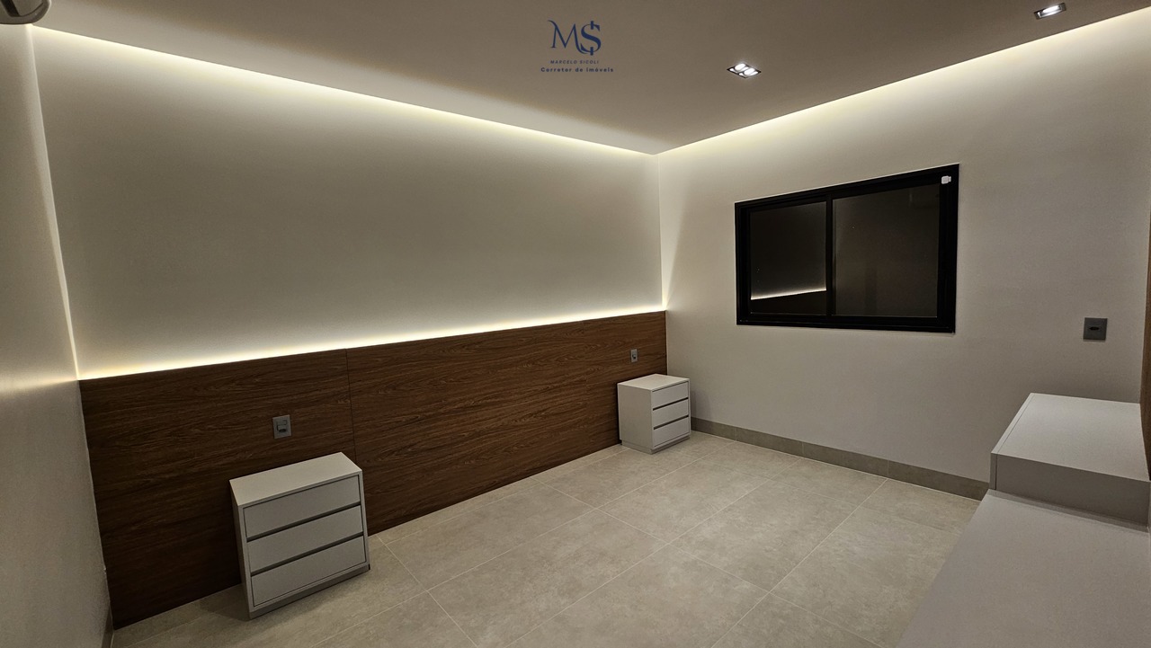 Imagem Casa com 4 Quartos à Venda, 400 m²em Setor Habitacional Vicente Pires - Brasília Imagem Casa com 4 Quartos à Venda, 400 m²em Setor Habitacional Vicente Pires - Brasília