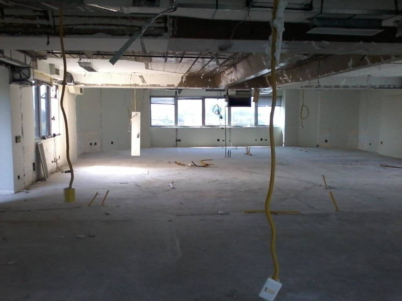 Imagem Sala Comercial à Venda ou Locação, 204 m² em Cidade Monções - São Paulo Imagem Sala Comercial à Venda ou Locação, 204 m² em Cidade Monções - São Paulo
