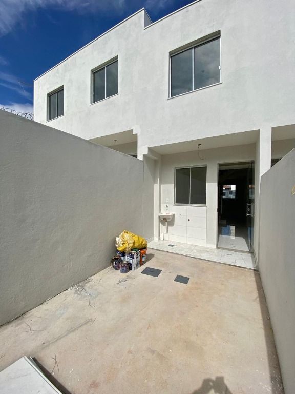 Imagem Casa com 2 Quartos à Venda, 71 m² em Piratininga (Venda Nova) - Belo Horizonte Imagem Casa com 2 Quartos à Venda, 71 m² em Piratininga (Venda Nova) - Belo Horizonte