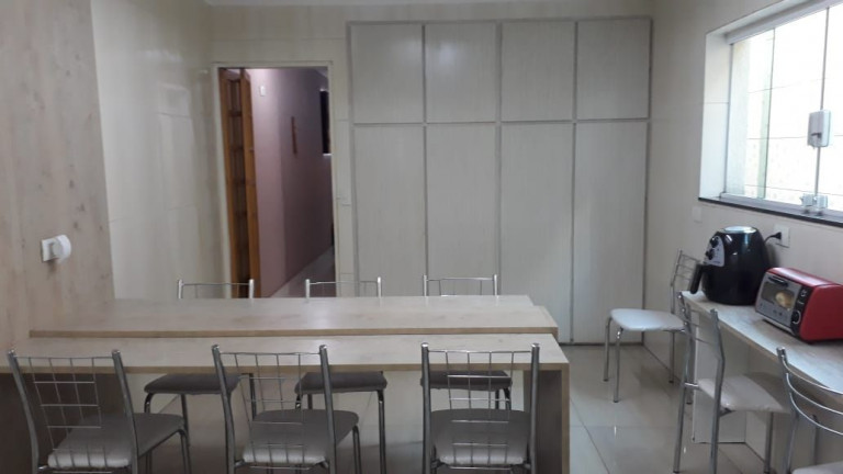 Imagem Sobrado com 4 Quartos à Venda, 225 m² em Vila Alzira - São Paulo