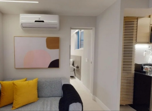 Imagem Apartamento com 2 Quartos à Venda, 52 m² em Copacabana - Rio de Janeiro