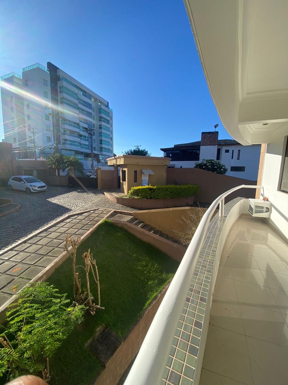 Imagem Apartamento com 3 Quartos para Alugar, 180 m²em Pitangueiras - Lauro de Freitas