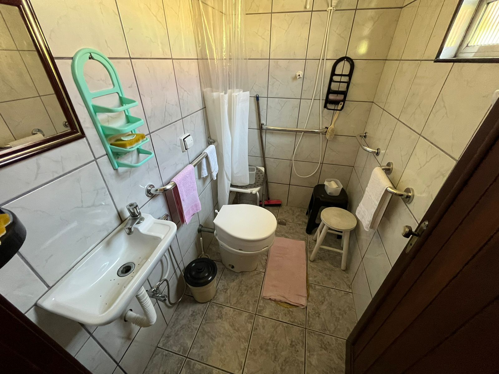 Imagem Casa com 2 Quartos à Venda, 225 m²em Jardim Casqueiro - Cubatão