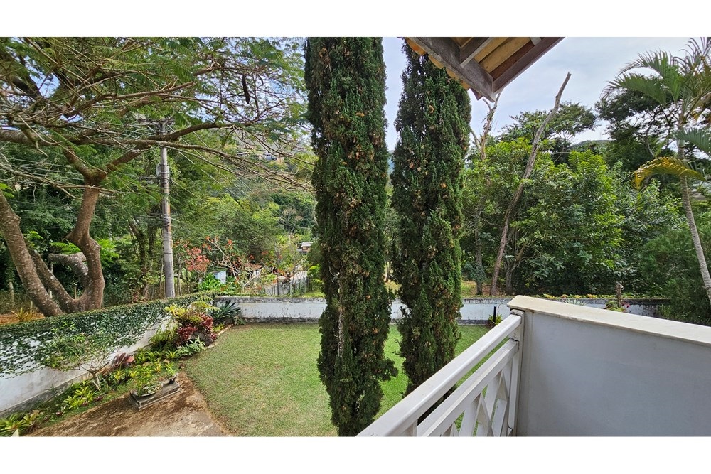 Imagem Casa de Condomínio com 4 Quartos à Venda, 285 m² em Itaipava - Petrópolis