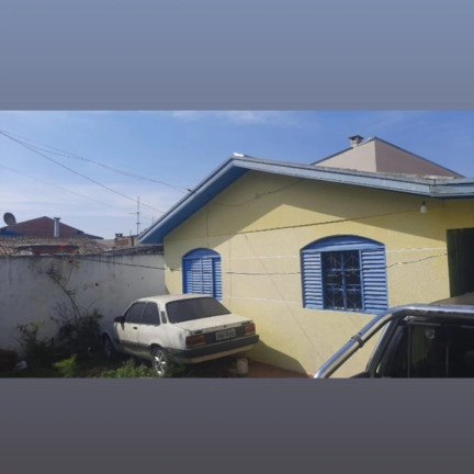 Imagem Casa com 3 Quartos à Venda, 96 m² em Novo Mundo - Curitiba Imagem Casa com 3 Quartos à Venda, 96 m² em Novo Mundo - Curitiba