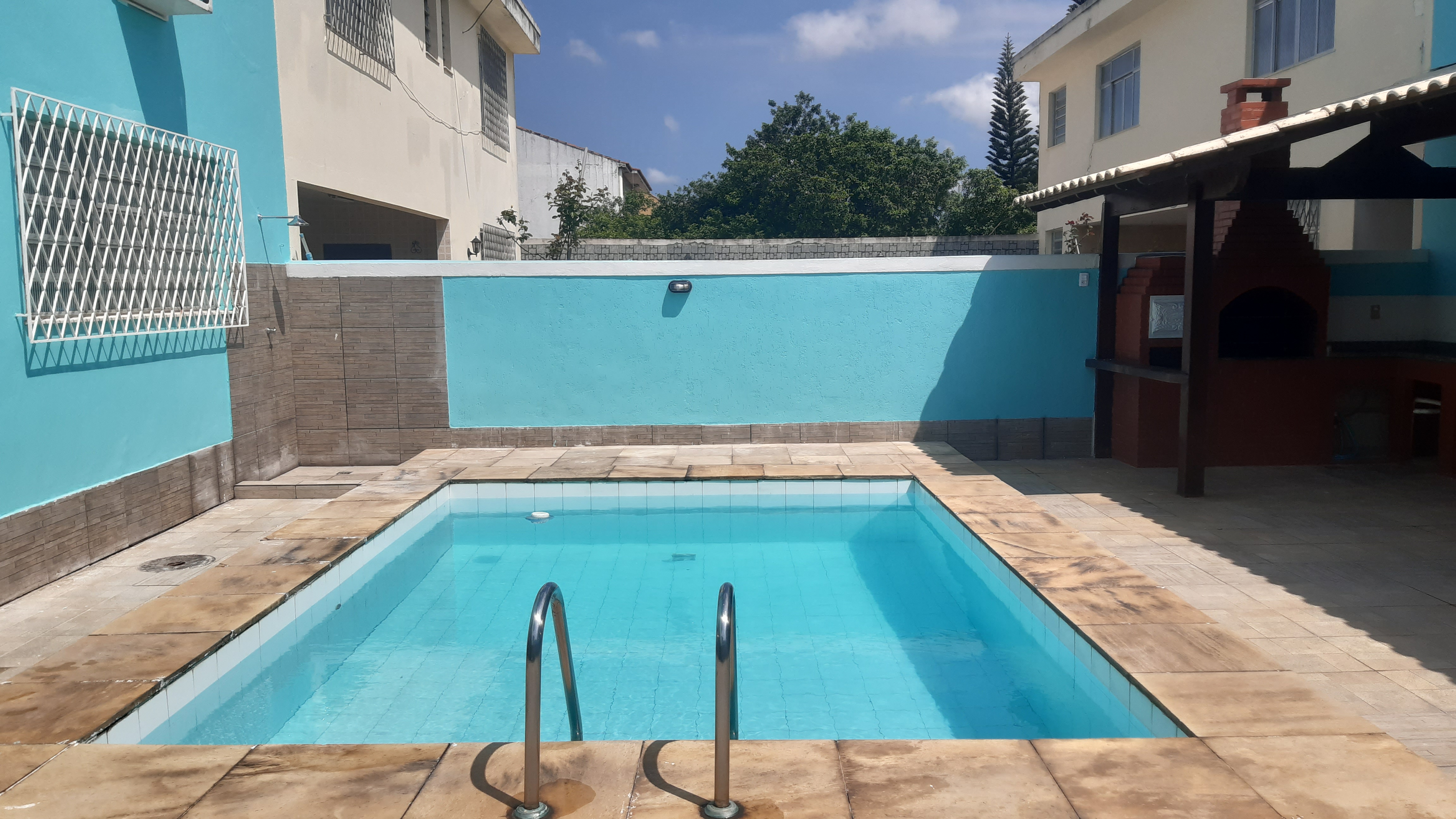 Casa com 4 Quartos para Alugar, 390 m² em Taquara - Rio de Janeiro