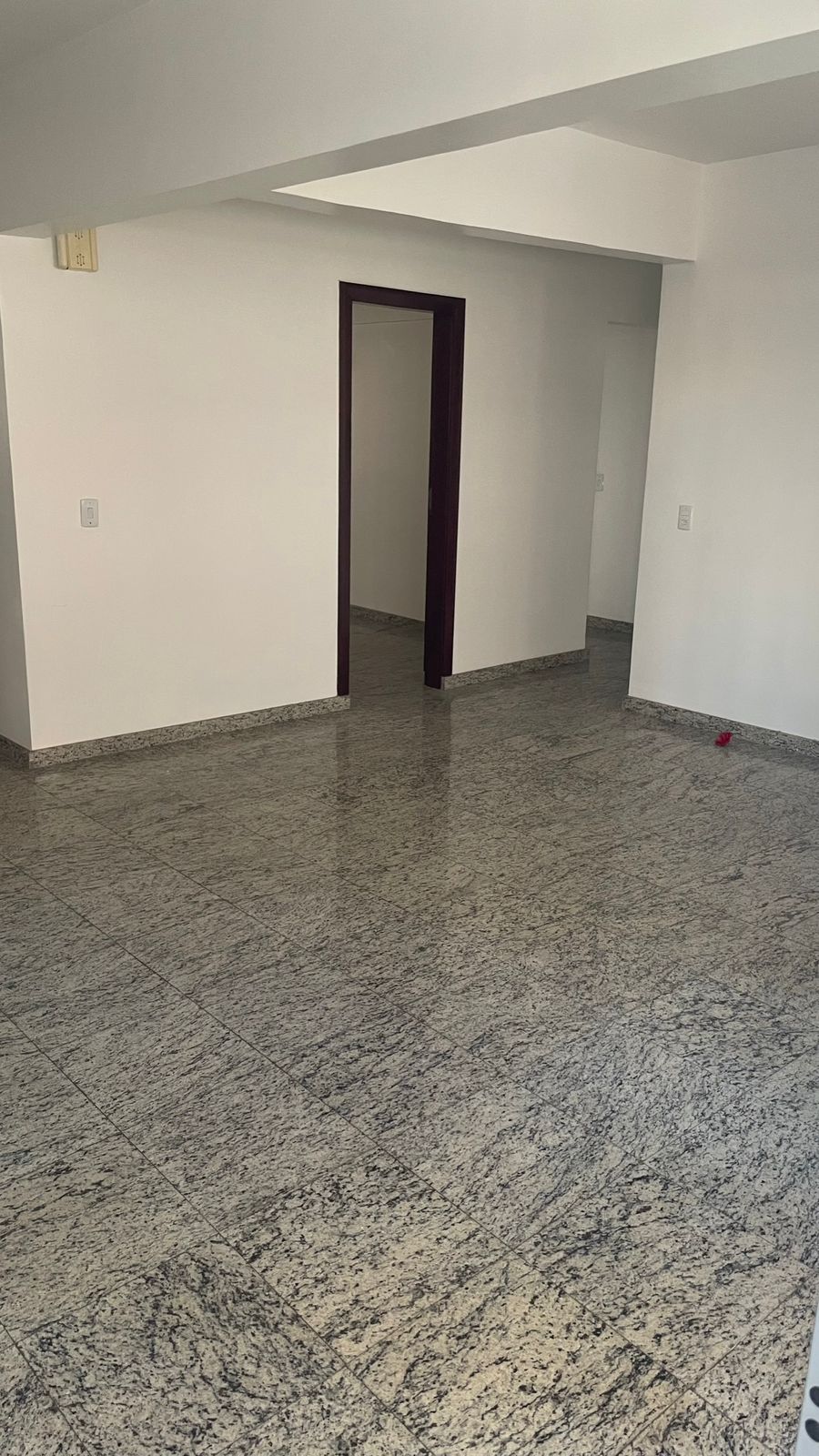 Imagem Apartamento com 3 Quartos à Venda, 108 m²em Marco - Belém Imagem Apartamento com 3 Quartos à Venda, 108 m²em Marco - Belém