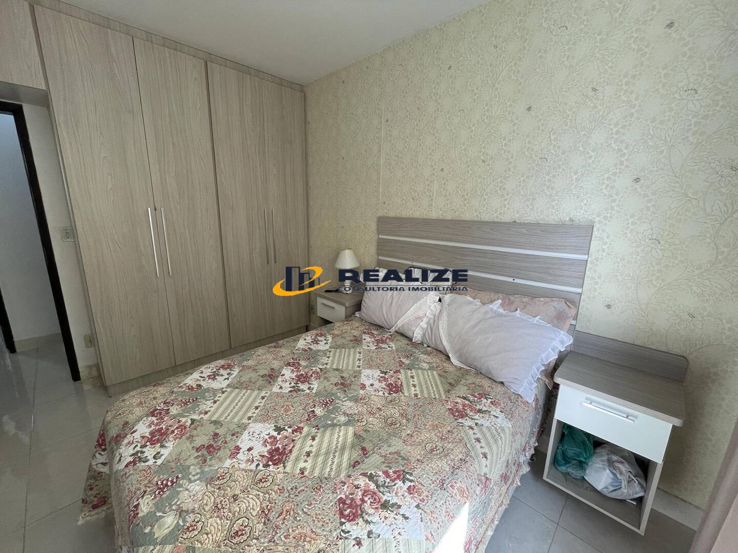 Imagem Apartamento com 3 Quartos à Venda, 100 m²em Centro - Campos dos Goytacazes Imagem Apartamento com 3 Quartos à Venda, 100 m²em Centro - Campos dos Goytacazes