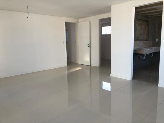 Imagem Apartamento com 3 Quartos à Venda, 245 m² em Meireles - Fortaleza