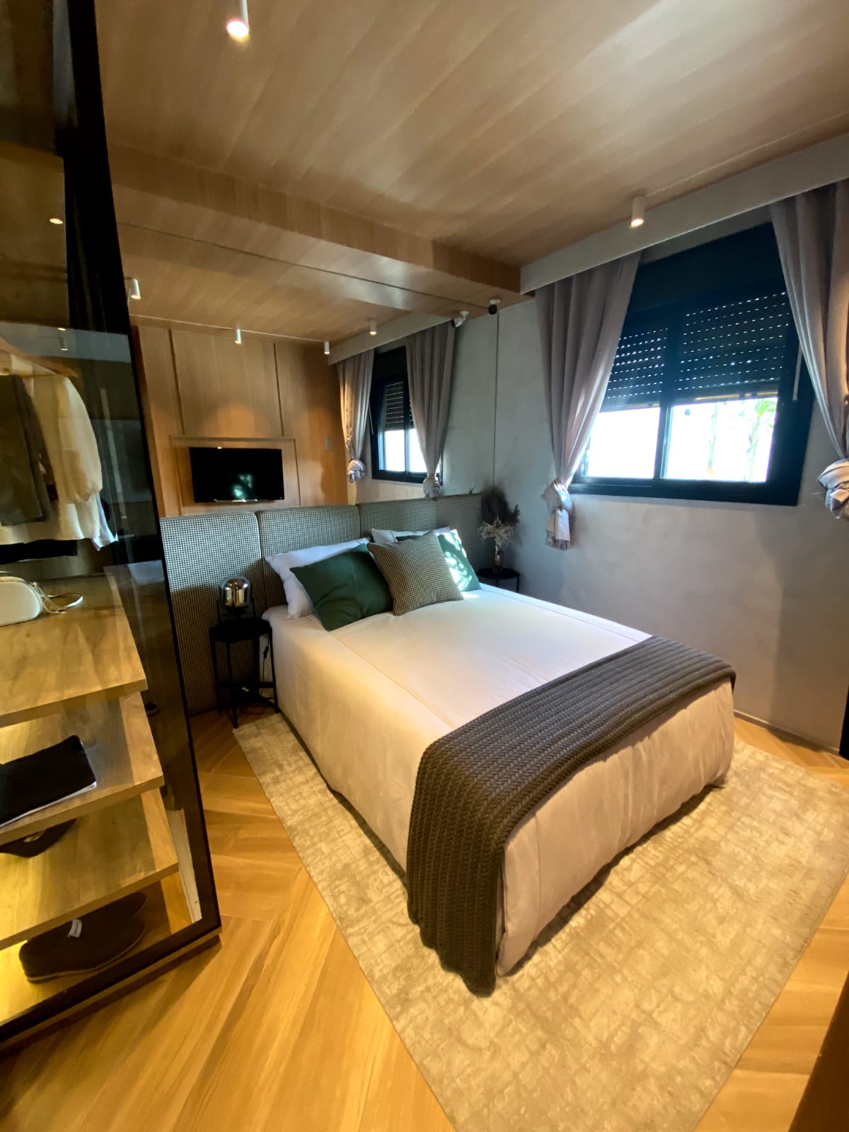Imagem Apartamento com 2 Quartos à Venda, 70 m²em Caxingui - São Paulo
