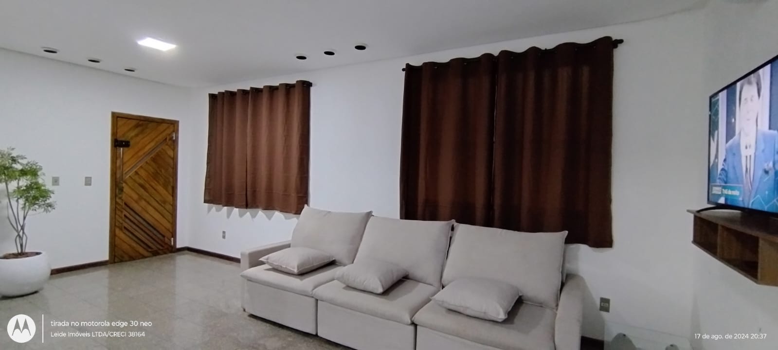 Imagem Sobrado com 8 Quartos à Venda, 444 m²em Centro - Florianópolis
