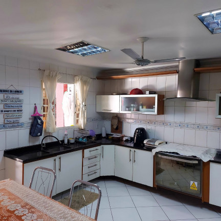 Imagem Casa de Condomínio com 4 Quartos à Venda, 300 m² em Flores - Manaus