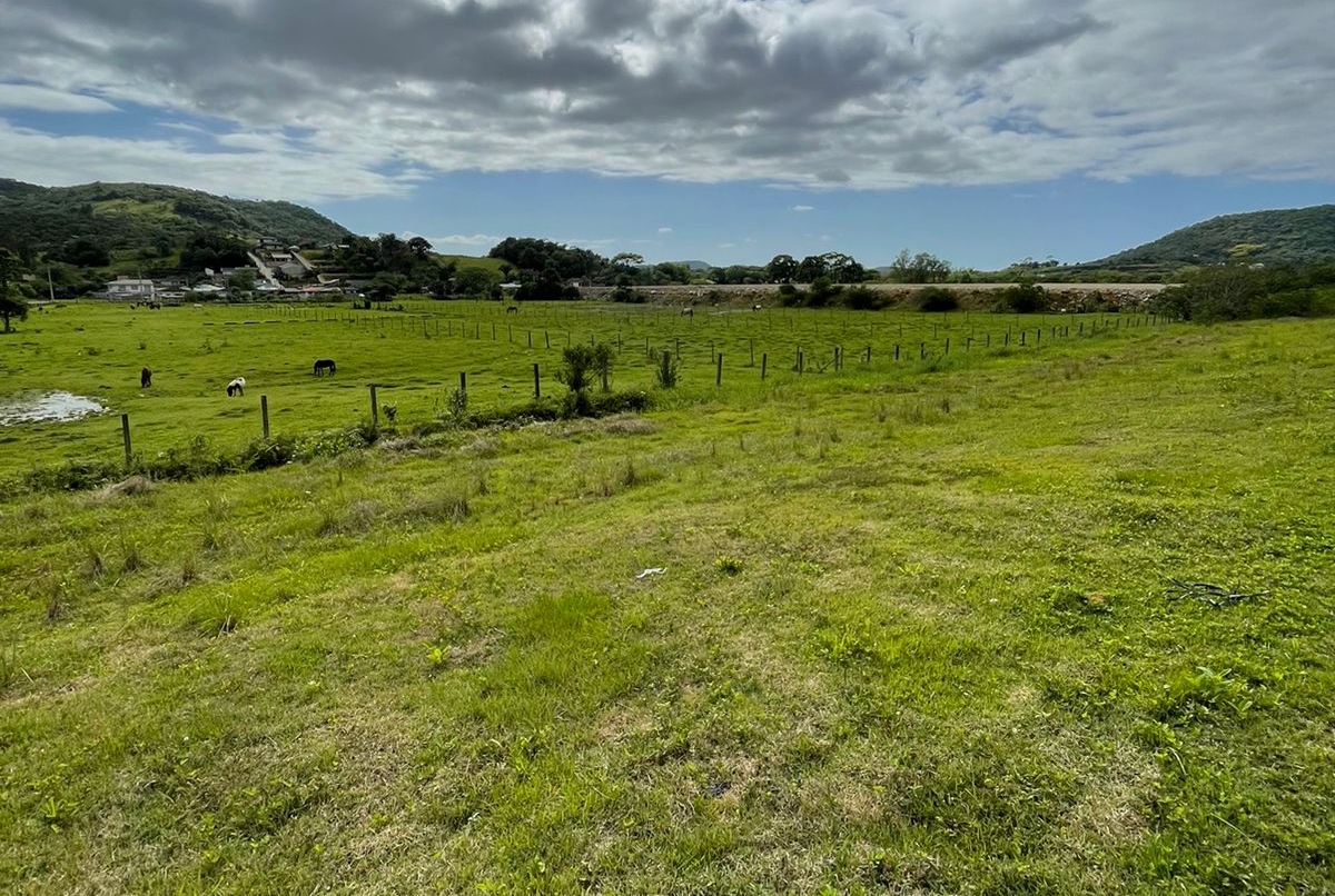 Imagem Terreno à Venda, 40 m²em Forquilhas - São José