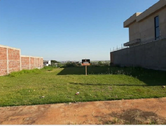 Terreno à Venda, 325 m² em Jardim Dias II - Maringá