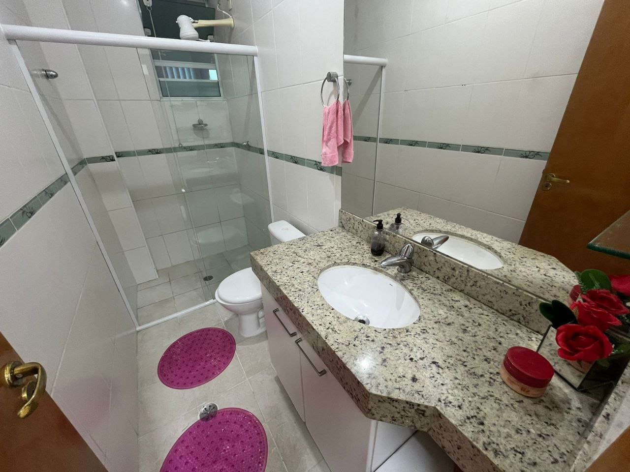 Imagem Casa com 4 Quartos à Venda, 239 m²em Embaré - Santos Imagem Casa com 4 Quartos à Venda, 239 m²em Embaré - Santos