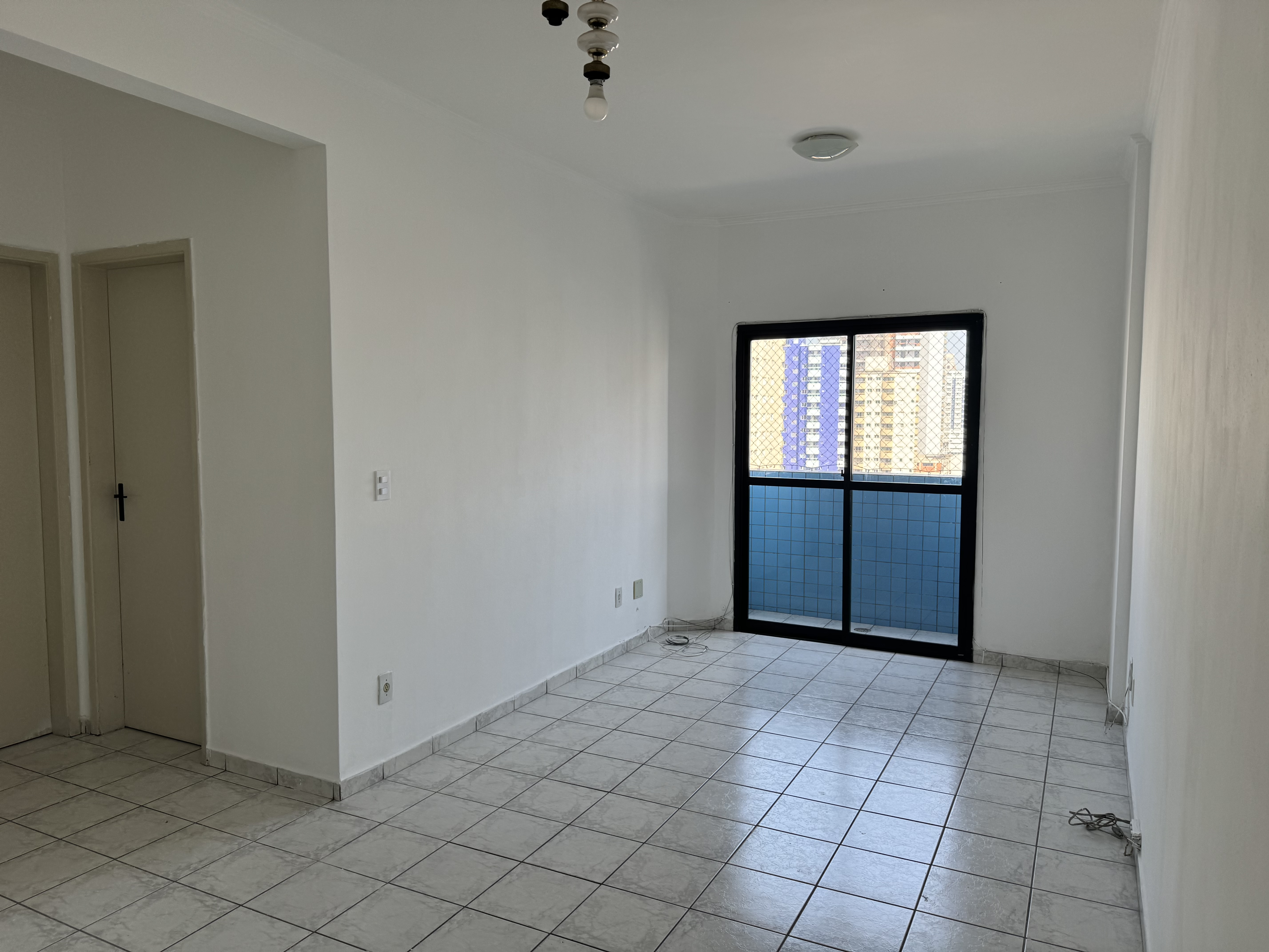 Imagem Apartamento com 1 Quarto para Alugar, 48 m²em Aviação - Praia Grande