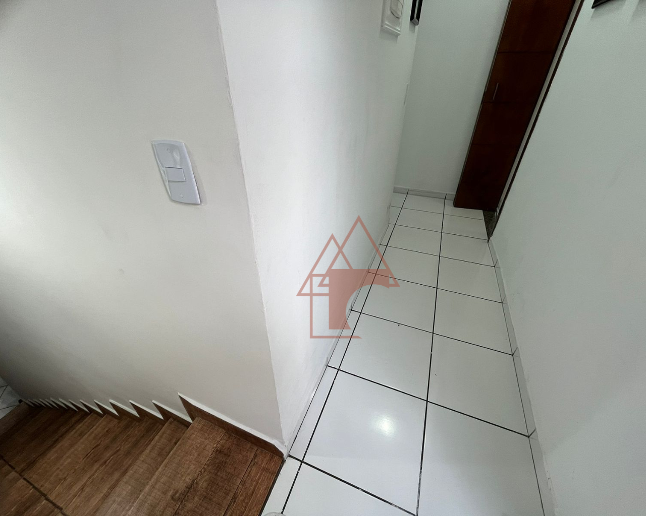 Imagem Sobrado com 2 Quartos à Venda, 256 m² em Vila São Benedito - Cubatão