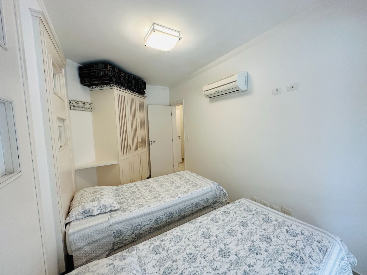 Imagem Apartamento com 3 Quartos à Venda, 124 m²em Riviera - Bertioga