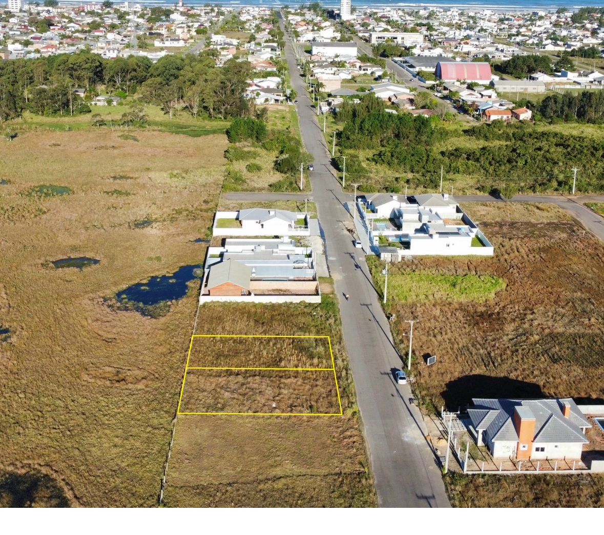 Imagem Terreno à Venda, 375 m²em Balneario Figueirinha - Arroio do Sal Imagem Terreno à Venda, 375 m²em Balneario Figueirinha - Arroio do Sal