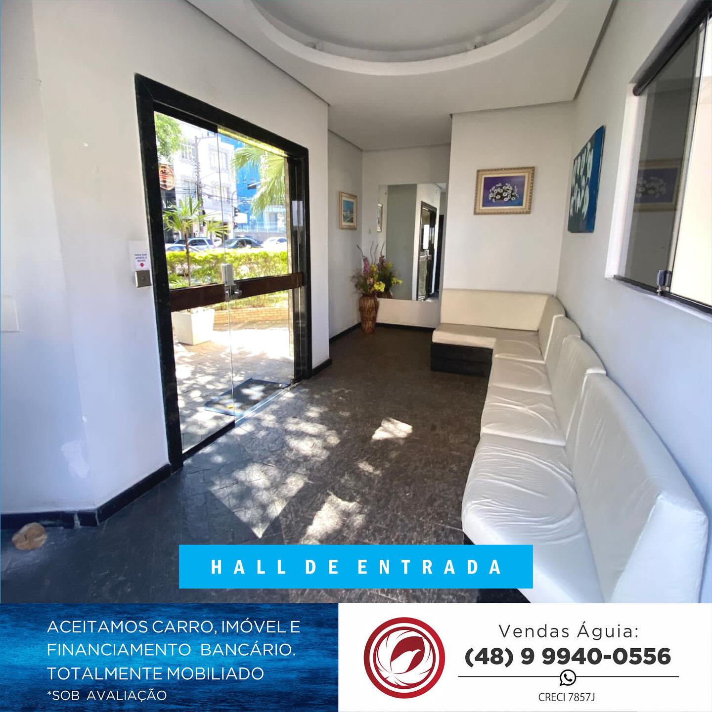 Imagem Apartamento com 3 Quartos à Venda, 65 m² em Centro - Florianópolis Imagem Apartamento com 3 Quartos à Venda, 65 m² em Centro - Florianópolis