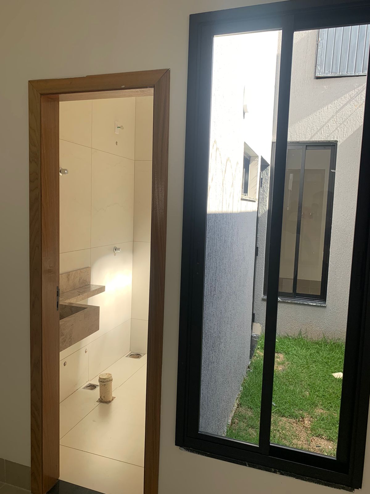 Imagem Casa com 3 Quartos à Venda, 147 m² em Parque Anhanguera - Goiânia
