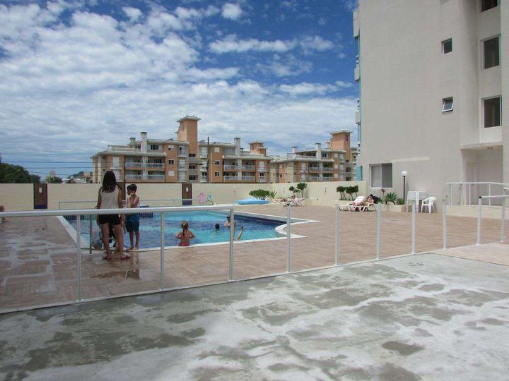 Imagem Apartamento com 1 Quarto para Alugar, 48 m² em Ingleses Do Rio Vermelho - Florianópolis