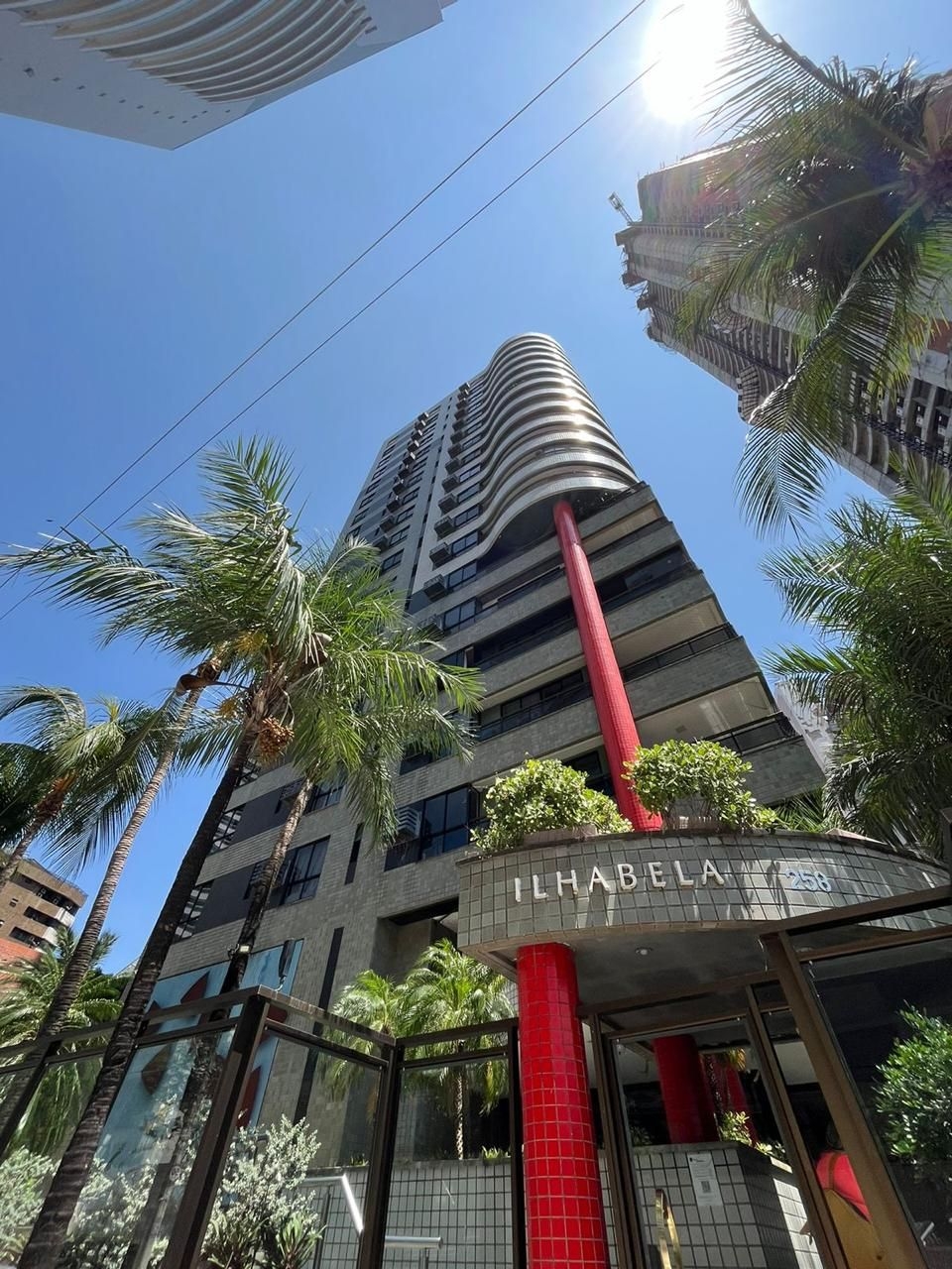 Foto do imóvel Apartamento com 4 Quartos à Venda, 175 m²em Meireles - Fortaleza