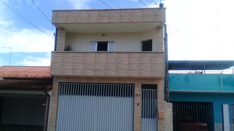 Casa com 3 Quartos à Venda ou Locação, 213 m²em Jundiapeba - Mogi das Cruzes