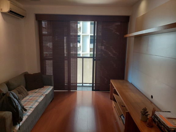 Imagem Apartamento com 4 Quartos à Venda, 227 m² em Lagoa - Rio de Janeiro Imagem Apartamento com 4 Quartos à Venda, 227 m² em Lagoa - Rio de Janeiro